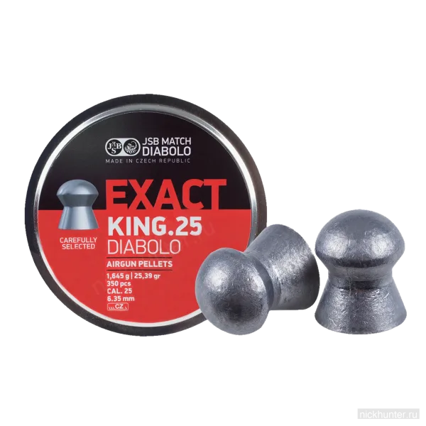 Банка JSB Exact King .25 6.35 мм 1.645 г и две пули возле неё